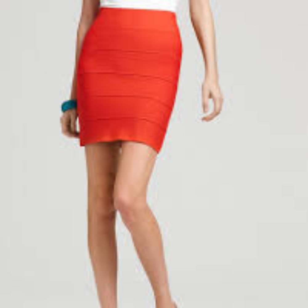BCBG max azria bandage skirt M
